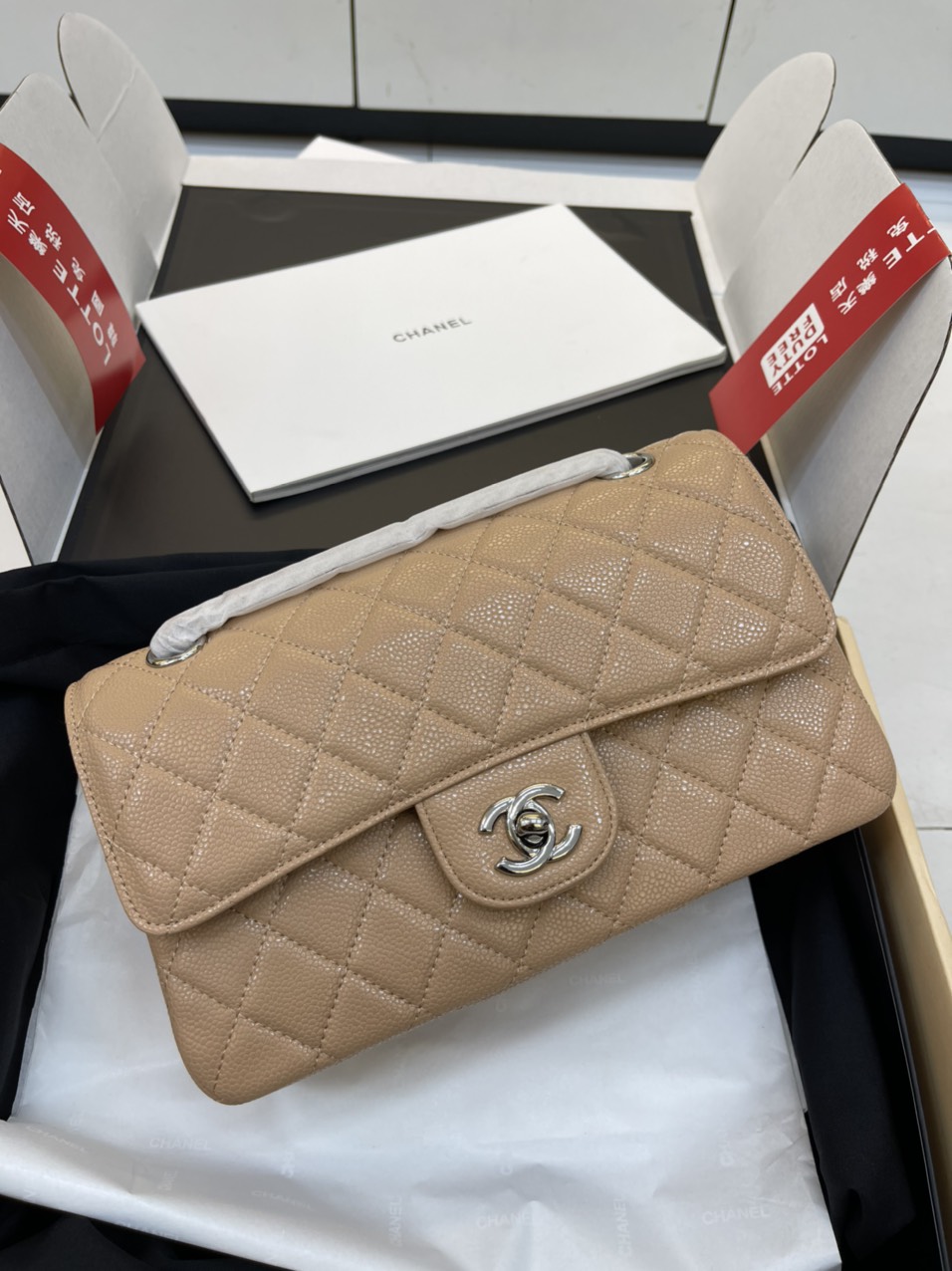 Túi xách Chanel Super Classic Medium Khóa Bạc Màu Nâu Da Hạt Size 23cm